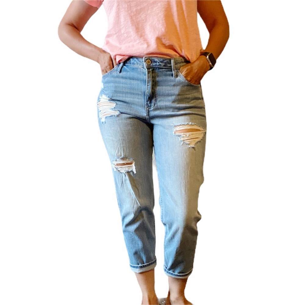 Hollister High Rise Girlfriend Jeans